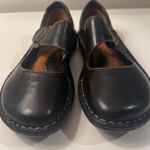 Born Shoes Women's Black Leather Mary Jane Comfort Loafers